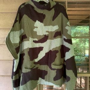 Women poncho - size medium - anthropologie - brand Moth